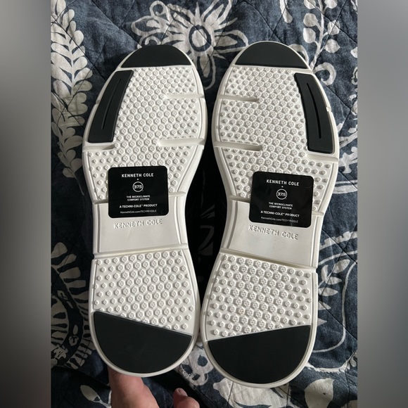 NWT Kenneth Cole New York Dover Leather Wingtip Mens Shoes - Size 11 - black - Picture 5 of 5